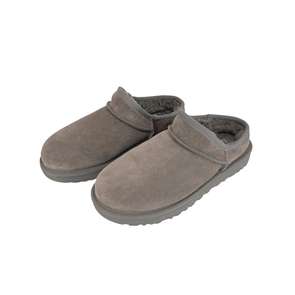 UGG Classic Slipper II Women 7 Charcoal Grey Suede UGGplush Wool Blend Mules